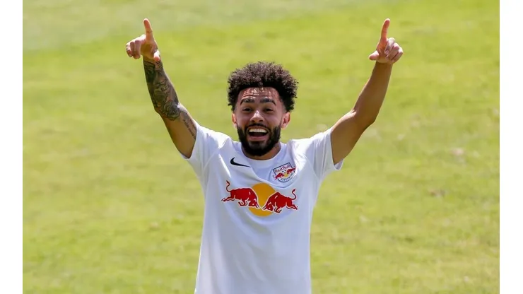 Claudinho faz sucesso na temporada — Foto: Getty Images