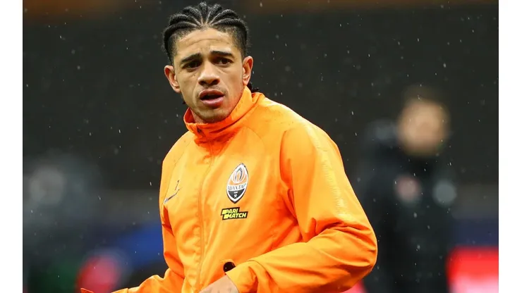 Taison desaponta torcida do Inter e cumprirá contrato com o Shakhtar Donetsk na Europa