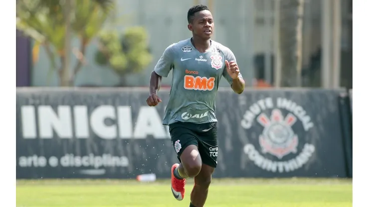 Cazares fez o primeiro gol na vitória sobre o Botafogo - Foto: Rodrigo Coca/Ag. Corinthians.