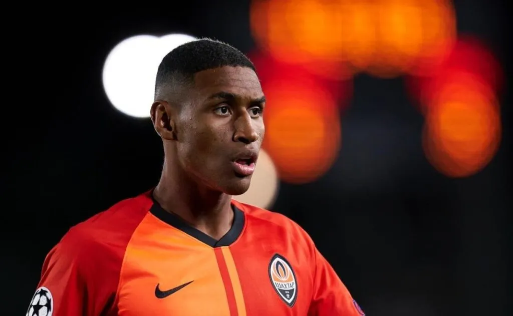 Tetê, ex-Shakhtar Donetsk, foi tentado por Thiago Gasparini, analista do Santos, nos tempos de Corinthians – Foto: Getty Images
