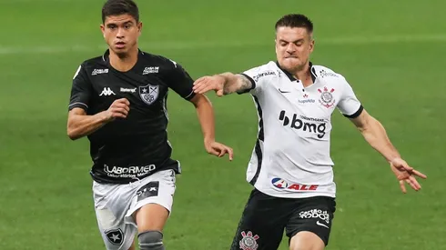 Botafogo x Corinthians fazem clássico de alvinegros hoje (27), no Nilton Santos, pelo Brasileirão