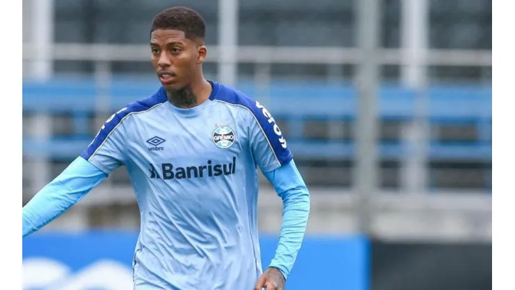 Renato quer Jean Pyerre mais participativo nos próximos jogos
