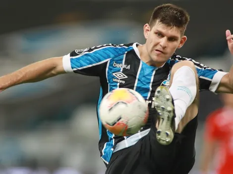 Kannemann sofre com Covid e Renato promove Grêmio reserva contra o Atlético-GO