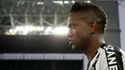 Kelvin deve permanecer no Fogão. Foto: Vitor Silva/Botafogo.