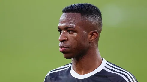 Vinicius foi revelado na base rubro-negra — Foto: Getty Images