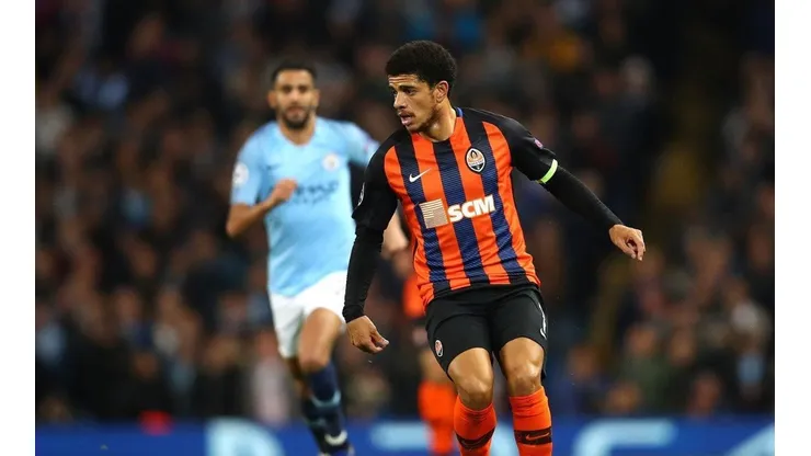 Taison cobra atitude da diretoria para ser repatriado pelo Internacional