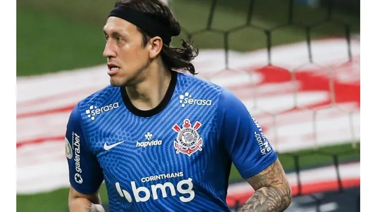 Cássio: susto contra o Goiás (Foto: Getty Images)