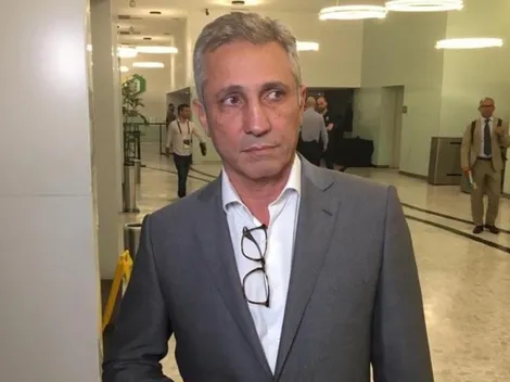 Campello faz novas dívidas no Vasco e complica próximo presidente