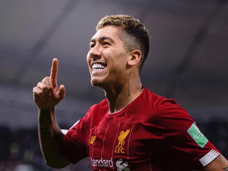 Firmino interage com post do Corinthians na web e Fiel se empolga