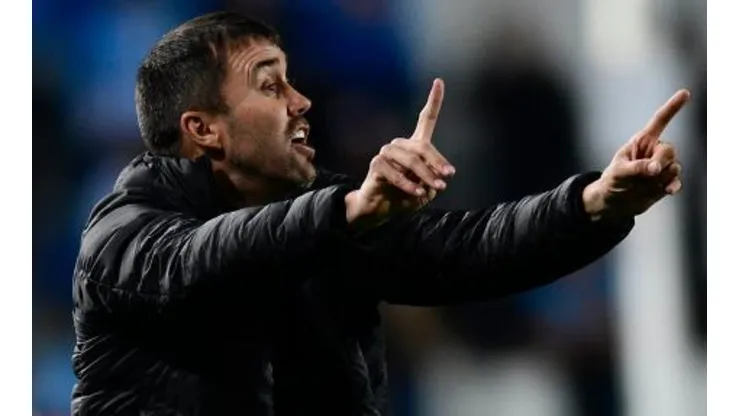 Barcellos volta a falar de Coudet e manda 'indireta' para Marcelo Medeiros