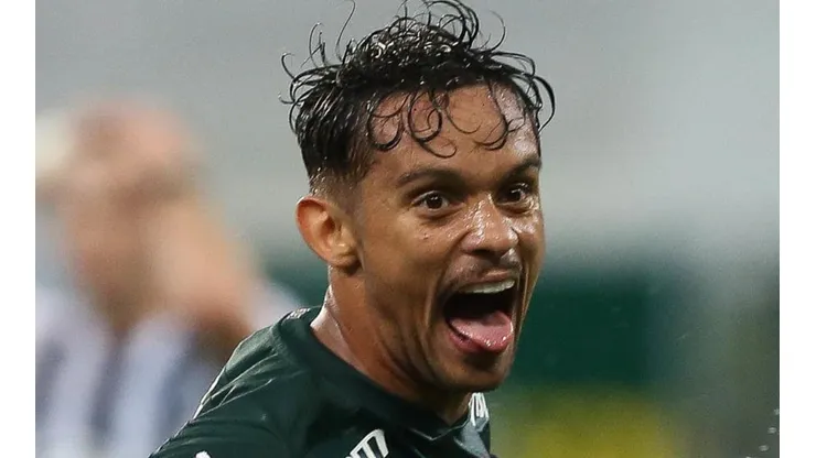 Esquecido na ‘Era Luxemburgo’, Scarpa abre o jogo: “Não pensava mais em jogar esse ano”