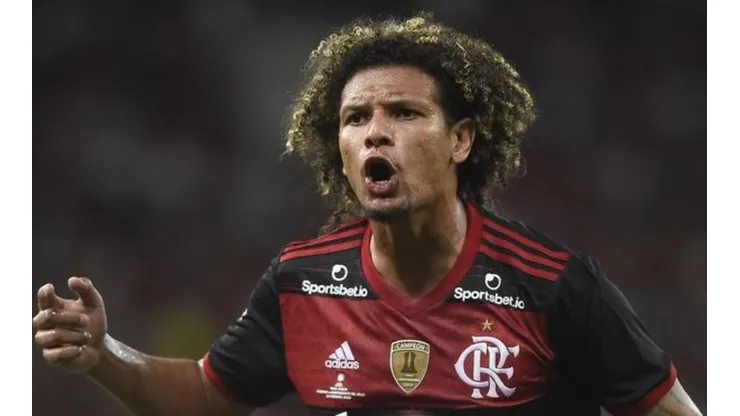 Lesão de Arão obriga Flamengo a se movimentar no mercado