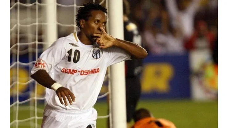 Palestra de Cuca e conversa com ex-jogador Zé Roberto fecham preparação do Santos