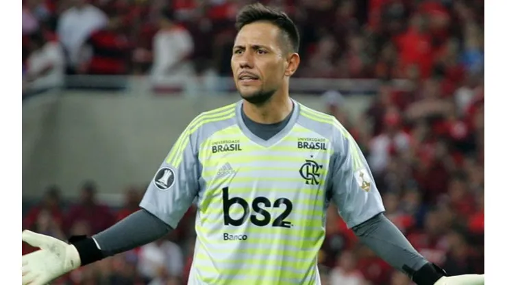 Dirigente do Fla se pronuncia sobre Diego Alves e indica fim da ‘novela’