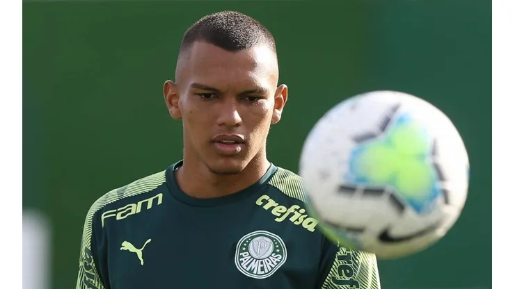 Paulo Buosi comenta propostas por Gabriel Veron