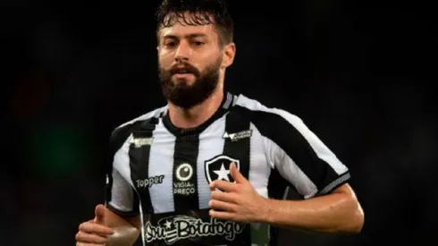 Sounders não exercerá direito de compra de João Paulo; torcida do Botafogo protesta por valorização
