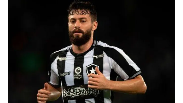 Sounders não exercerá direito de compra de João Paulo; torcida do Botafogo protesta por valorização