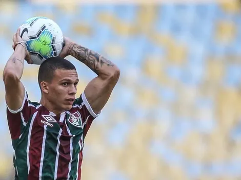 Mario Bittencourt encaminha acordo de lateral-direito para disputar vaga com Calegari