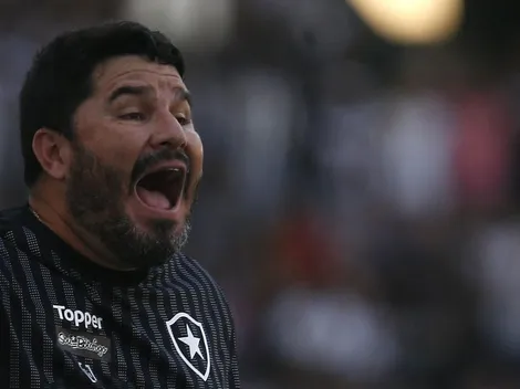 Barroca 'lava roupa suja' com comissão e elenco do Botafogo