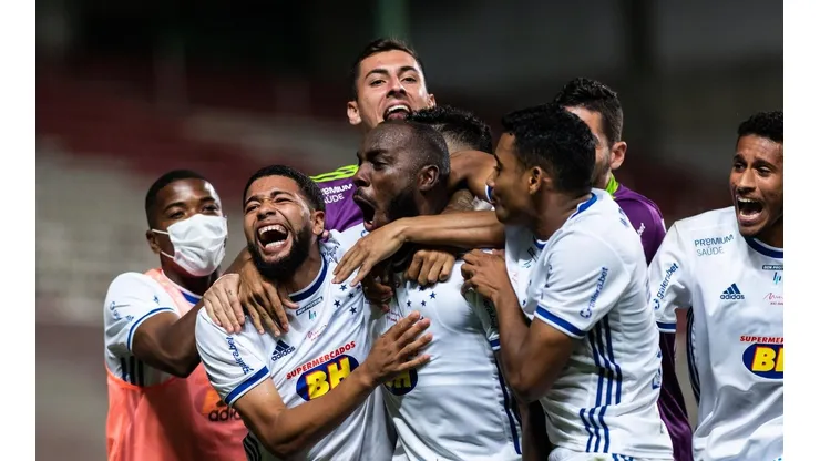 UFMG aponta que Cruzeiro tem mais chance de subir para série A do que ser rebaixado
