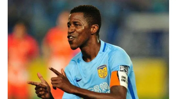 Ramires entra na mira de clube turco