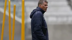 Paulo Autuori comanda 'barca' do Athletico e defensor não terá contratado renovado