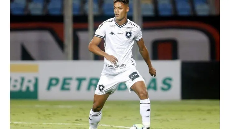 CBF nega liberação de Sousa e Botafogo fica sem opções para zaga