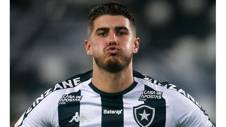 Pedro Raul continua na mira do Botafogo. Vitor Silva/Botafogo