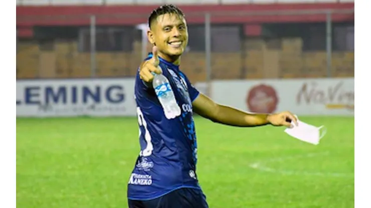 Cruzeiro pensa "fora da caixa" e faz sondagem ao paraguaio Pedro Delvalle