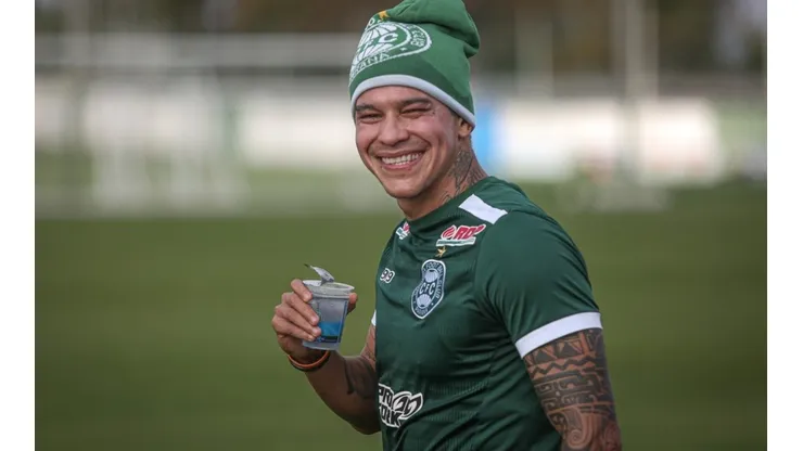 Giovanni Augusto pode voltar ao meio. Foto: Divulgação/Coritiba