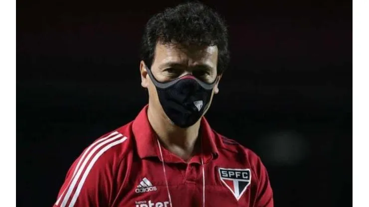 Favorito a ser novo presidente, Casares revela futuro de Diniz no São Paulo