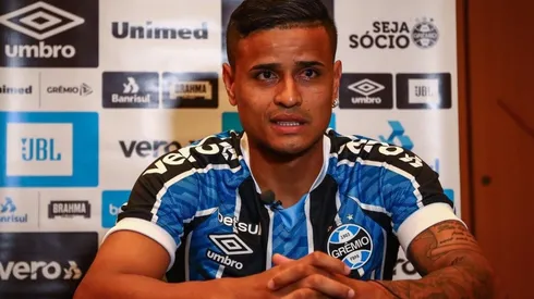 Éverton foi muito criticado no Twitter - Foto: Lucas Uebel/Grêmio.