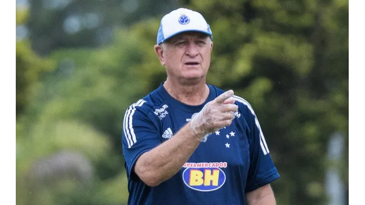 Técnico vê salários atrasados no elenco - Foto: Gustavo Aleixo/Cruzeiro.