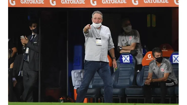 Abel elogia boa atuação do Inter, mas lamenta eliminação nos pênaltis novamente