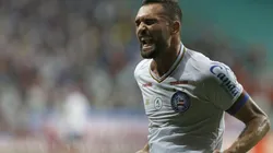 Bahia x Defensa y Justicia fazem um primeiro tempo cheio de emoções, gols e polêmicas com o VAR