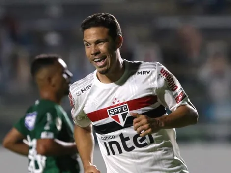Sem Dani Alves, Hernanes vira favorito para a vaga contra o Botafogo