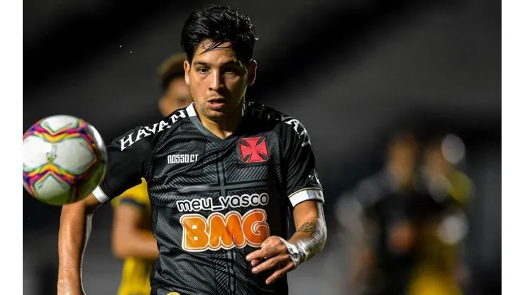Risco de perder Benítez faz Vasco monitorar camisa 10 de R$ 1 milhão ao mês