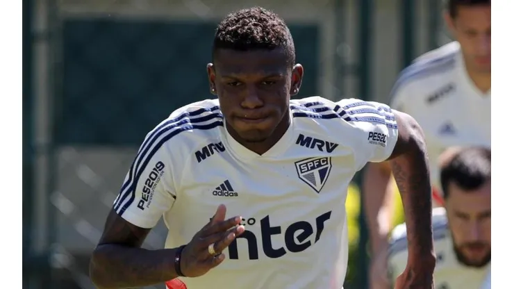Arboleda falou sobre as polêmicas - Foto: Rubens Chiri/SPFC.