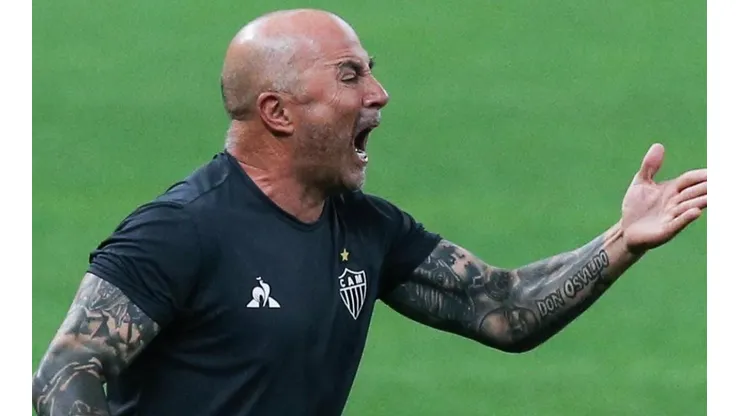Sampaoli lamenta gol sofrido no fim e projeta recuperação do Galo em Curitiba