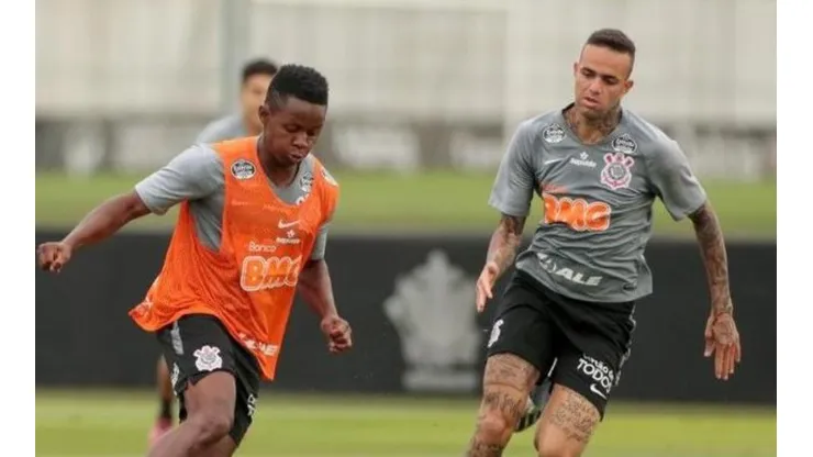 Cazares e Luan só atuaram uma vez juntos por opção de Mancini - Foto: Rodrigo Coca/Corinthians.