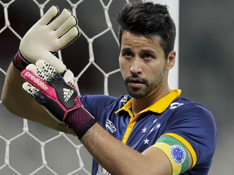 Goleiro Fábio puxa a fila dos pendurados do Cruzeiro; equipe pode ficar desfigurada