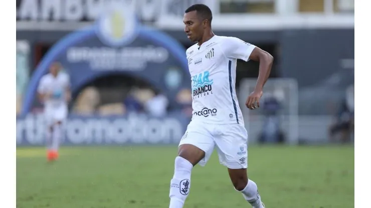 Lucas Braga manda recado aos jogadores do Palmeiras