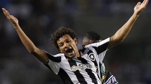 Arão teve boa passagem pelo Fogão - Foto: Vitor Silva/Botafogo.