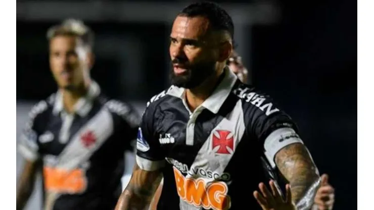Castan desabafa após eliminação do Vasco: "Muitos não vestiriam essa camisa"