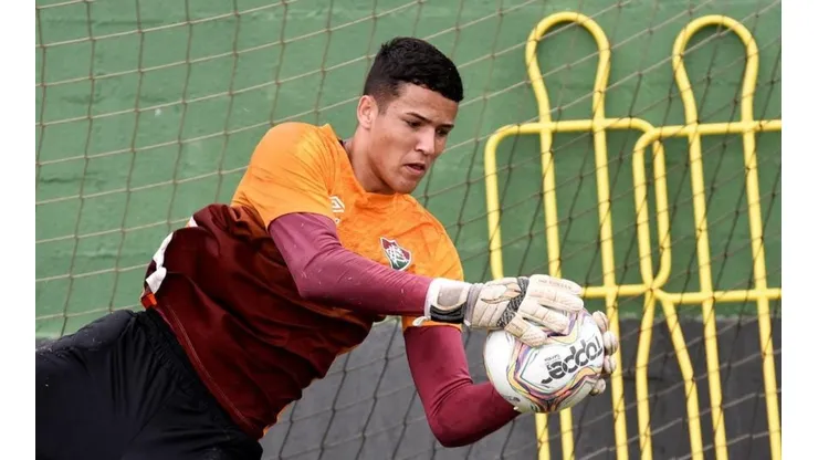Atacante do Flu é afastado por Covid-19; Pedro Rangel também está fora