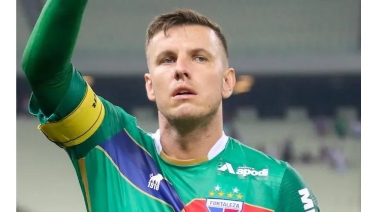 Após saída de Ceni, situação de Boeck tem reviravolta e goleiro deve assinar renovação