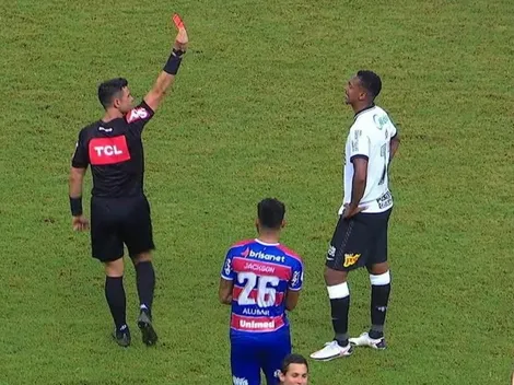 Arbitragem relata ofensas após reclamação por pênalti não marcado e expulsão