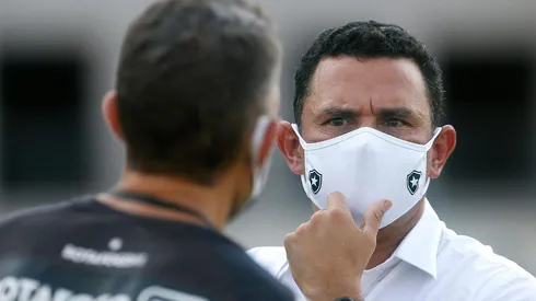 Protesto de organizadas surte efeito no Botafogo e Túlio Lustosa fica na berlinda