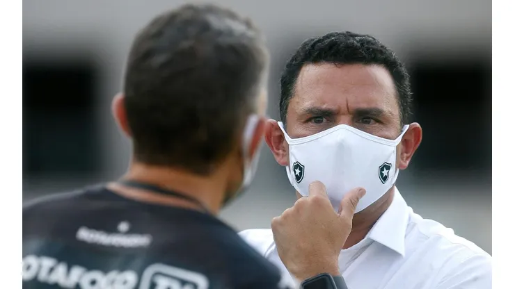Protesto de organizadas surte efeito no Botafogo e Túlio Lustosa fica na berlinda