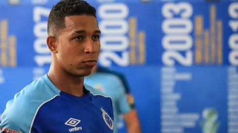 Michel e mais dois voltam ao Cruzeiro e dependem do aval de Felipão para continuar no Cruzeiro